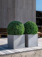 Кашпо Cement & stone block l beige washed L50 W50 H50 см Кашпо Cement & stone block l beige washed L50 W50 H50 см