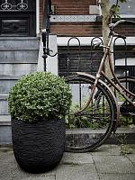 Кашпо Capi nature rib nl planter ball black D43 H41 см Кашпо Capi nature rib nl planter ball black D43 H41 см